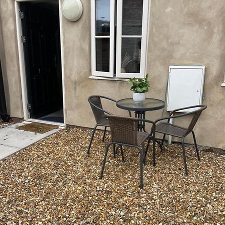 Cedar House - 2 Bed House With Free Parking In Town Centre! By Shortstays4U Кингс-Линн Экстерьер фото